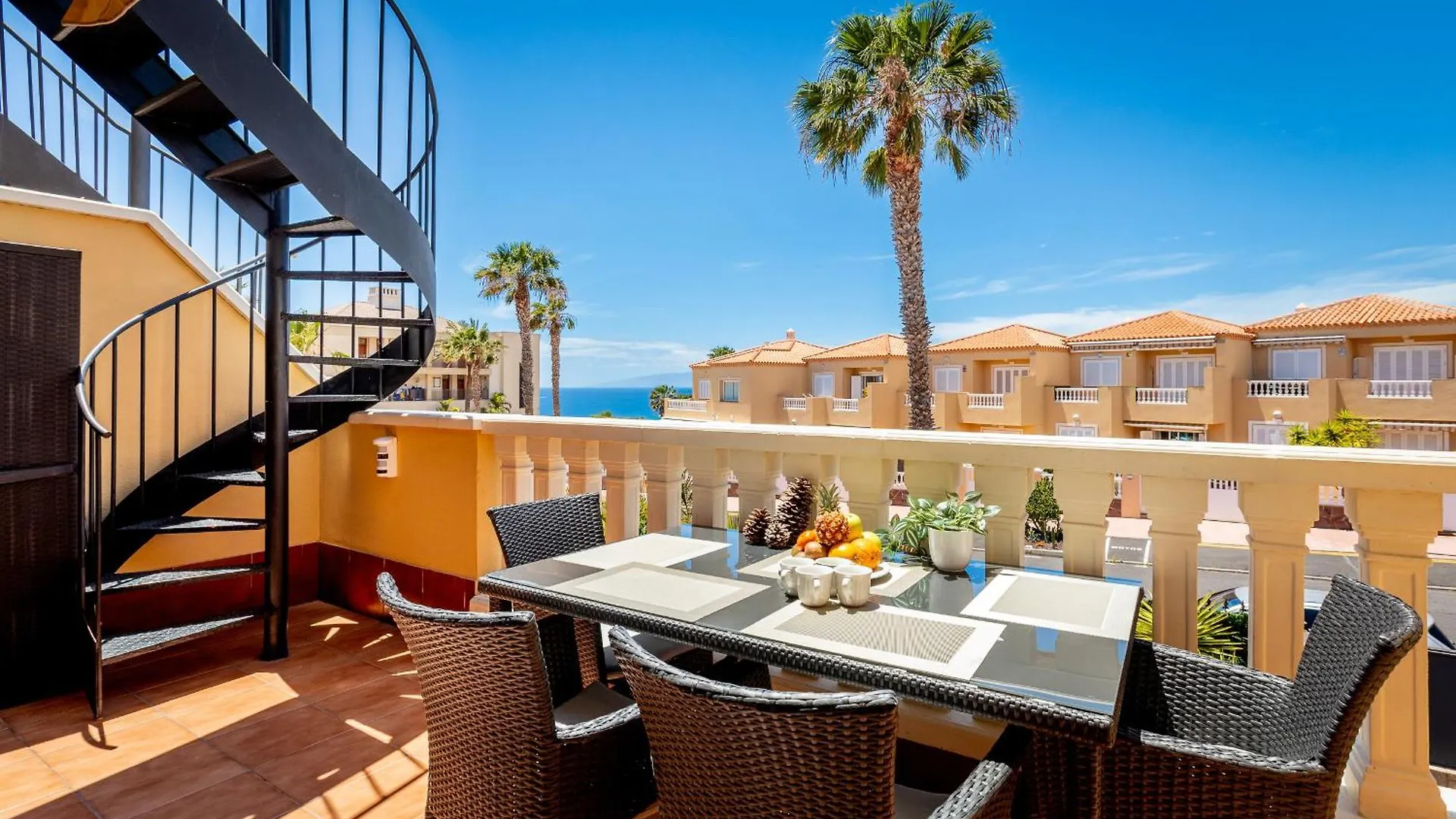 아데제 Del Duque Ocean View Terrace 아파트